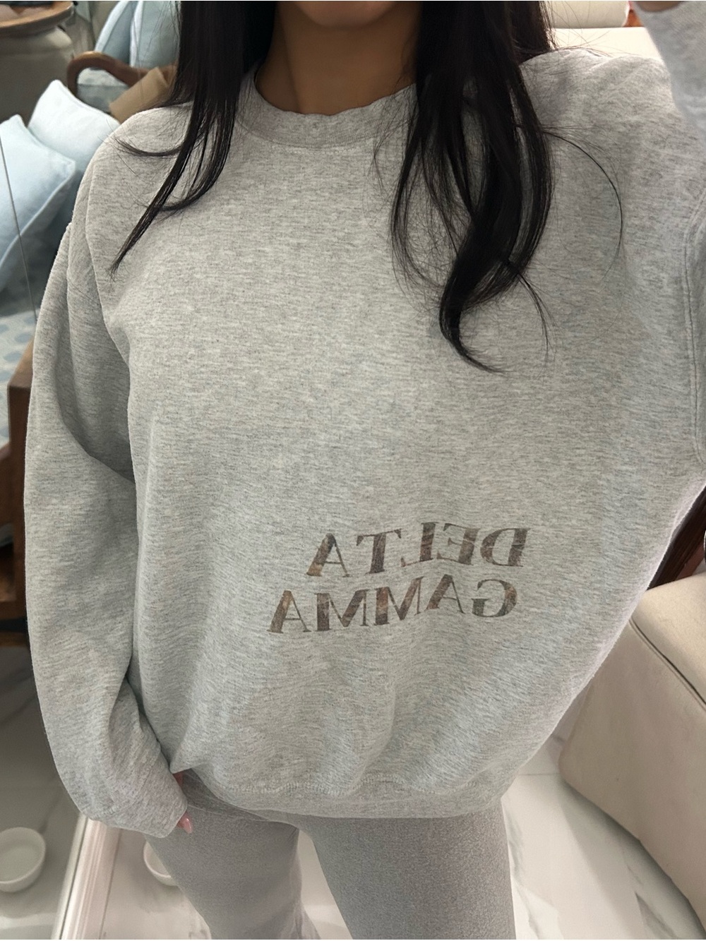 Relaxed Crewneck Sweatshirt - Light Gray